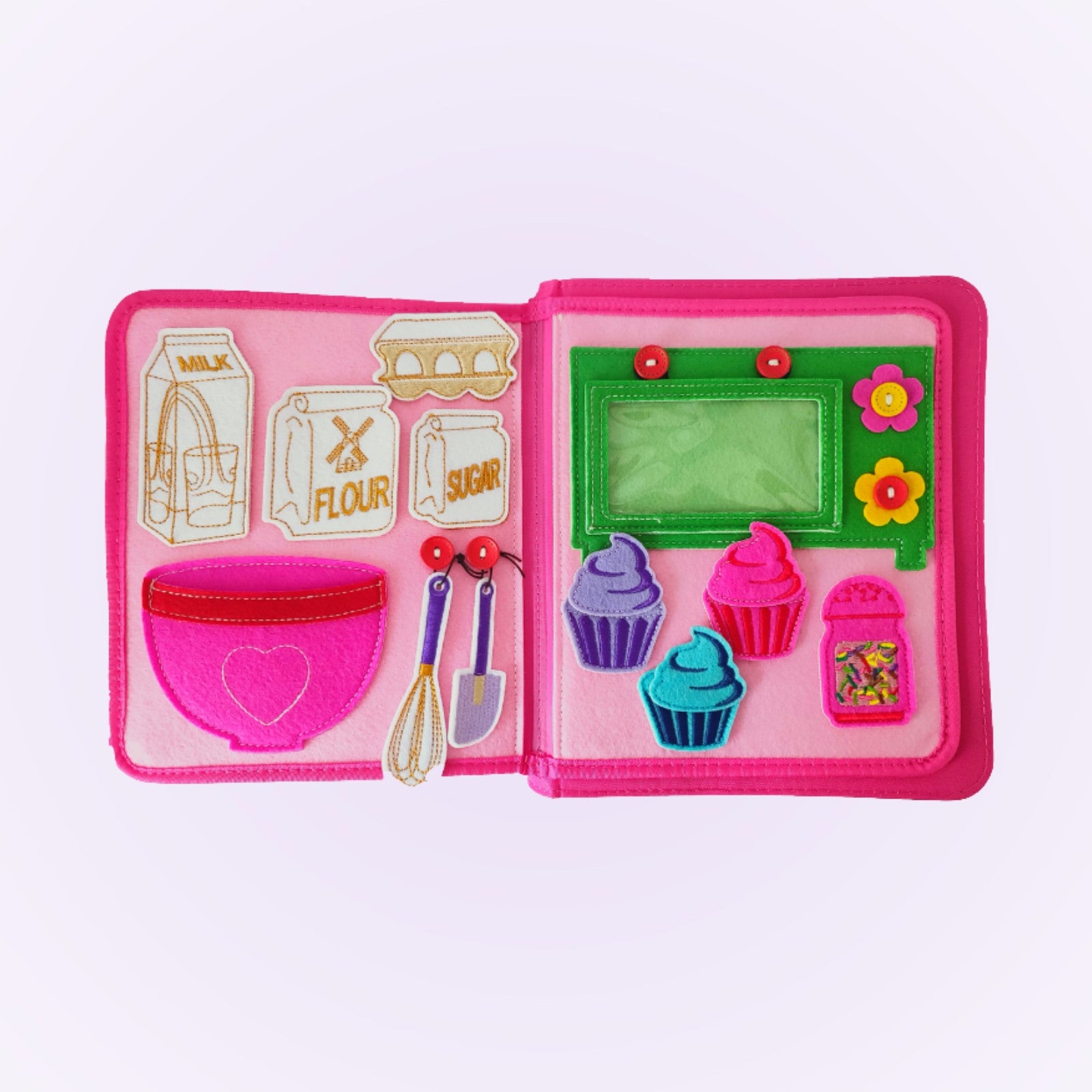 Prinzessin Quiet Book Doppelseite mit Back- und Cupcake-Station auf sanftem Lavendel-Hintergrund – ab 3 Jahren