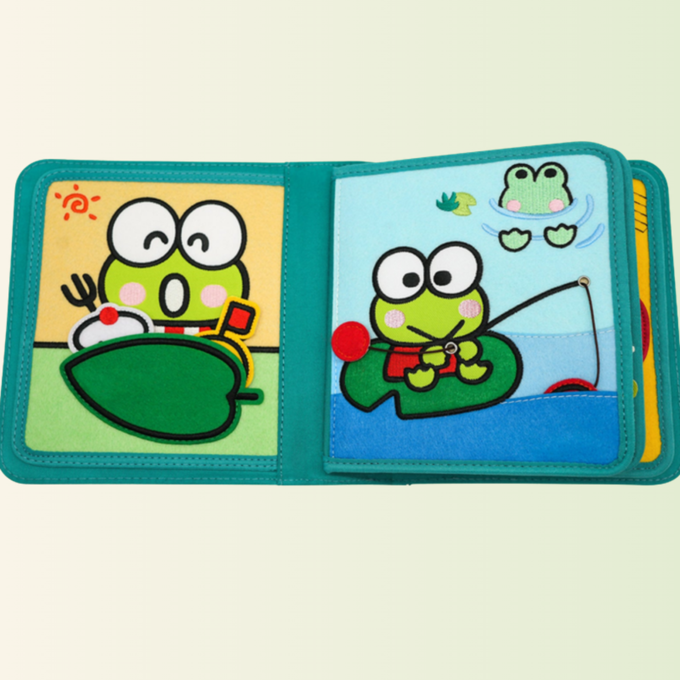 Keroppi Quiet Book – Angeln und Kochen am Teich, freigestellt auf sanftem Wiesen-Hintergrund